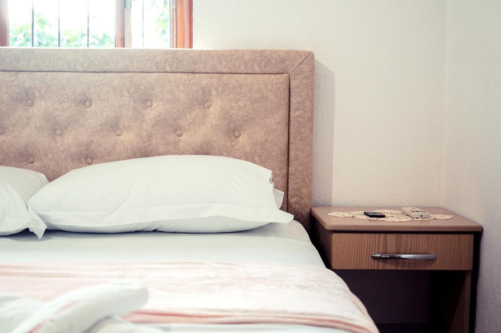 Guesthouse Arber Gjirokastër Esterno foto