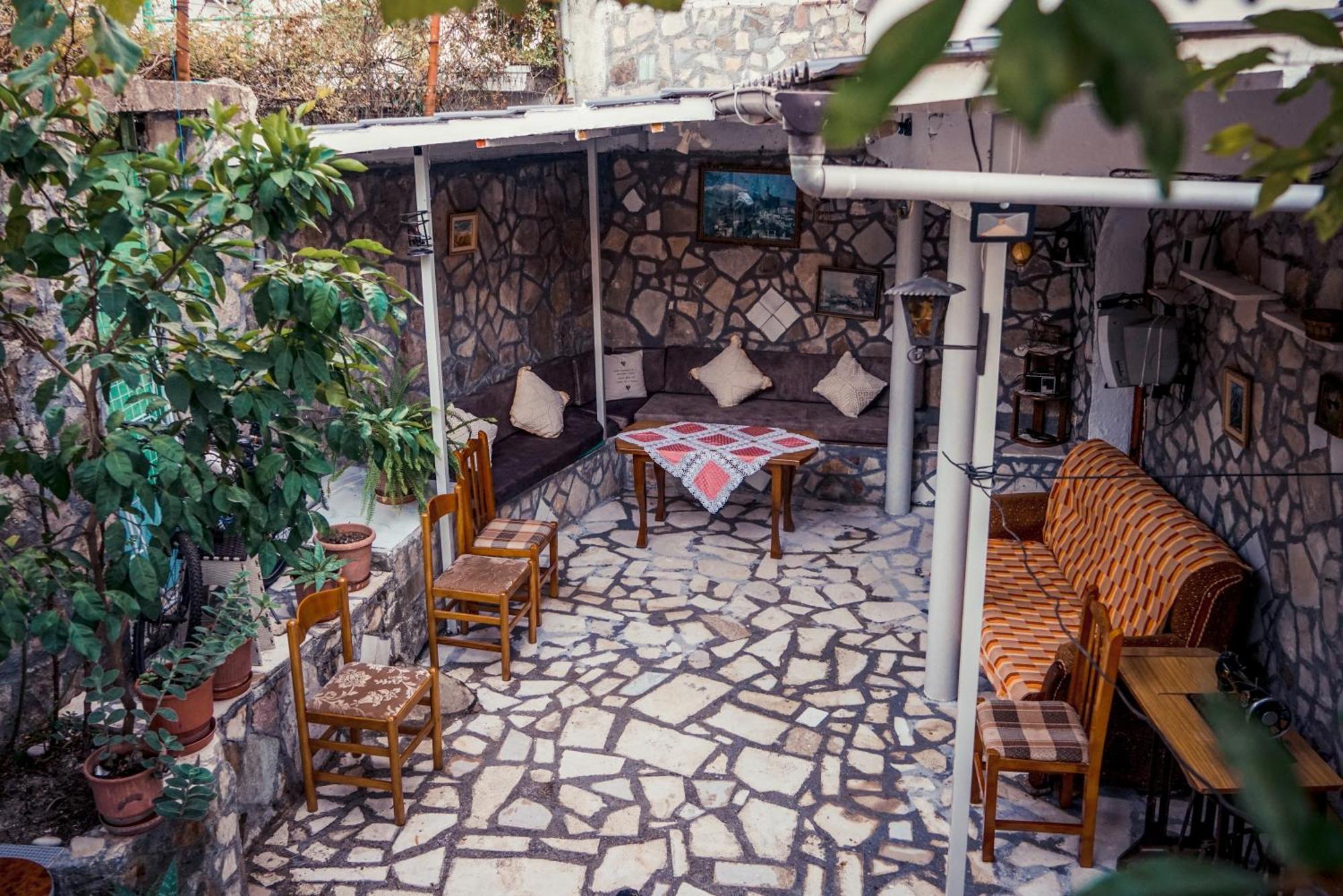 Guesthouse Arber Gjirokastër Esterno foto