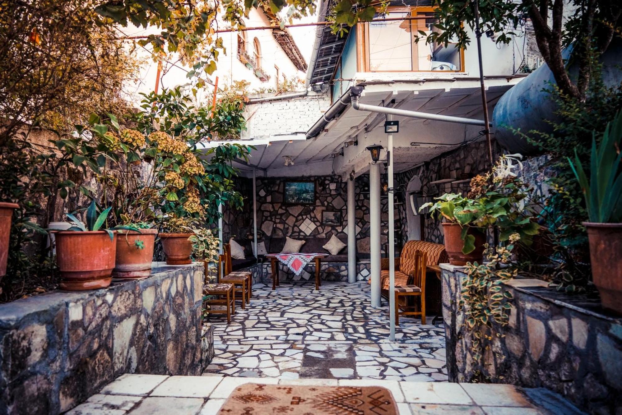 Guesthouse Arber Gjirokastër Esterno foto